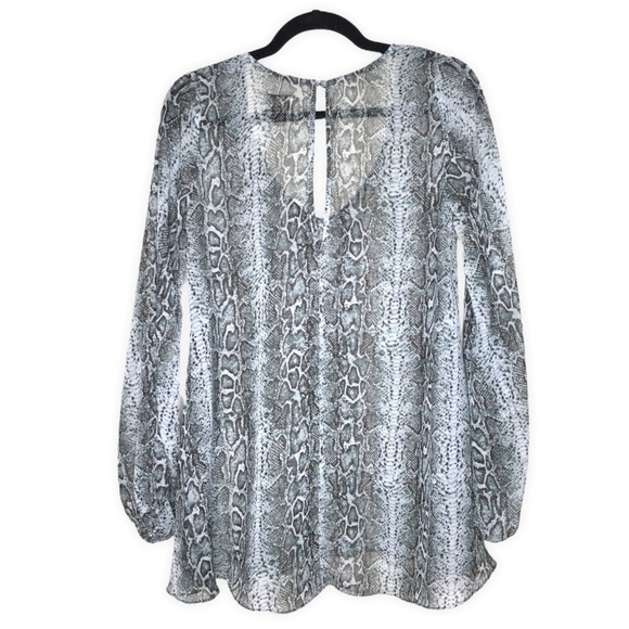 Show Me Your Mumu Snakeskin Semi Sheer Flowy Top - Picture 2 of 8